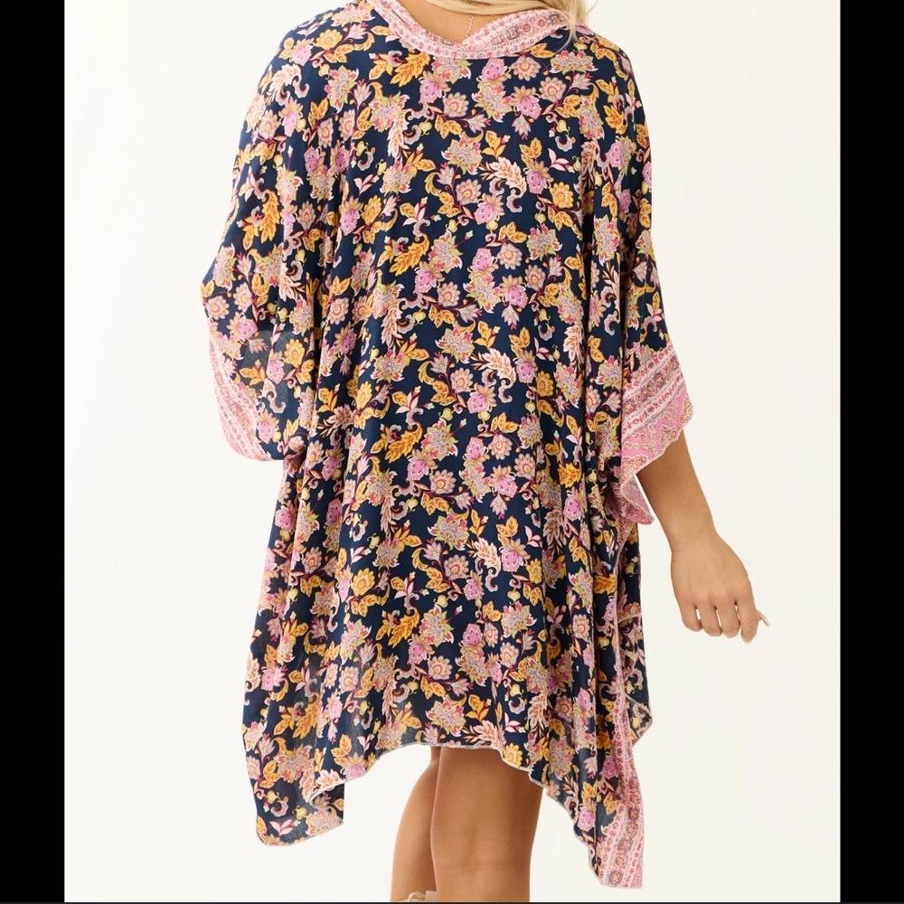Boutique brand kimono, beautiful blues, pinks, and yellows!